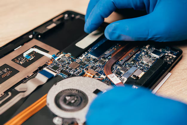 Así funciona tu laptop por dentro; conoce sus componentes. Guía para principiantes.