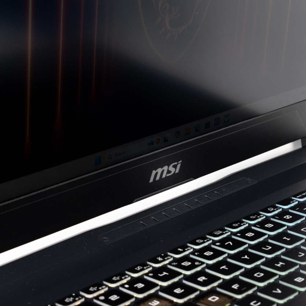 Laptop MSI Katana 15 HX B14WWEK 5050 I7